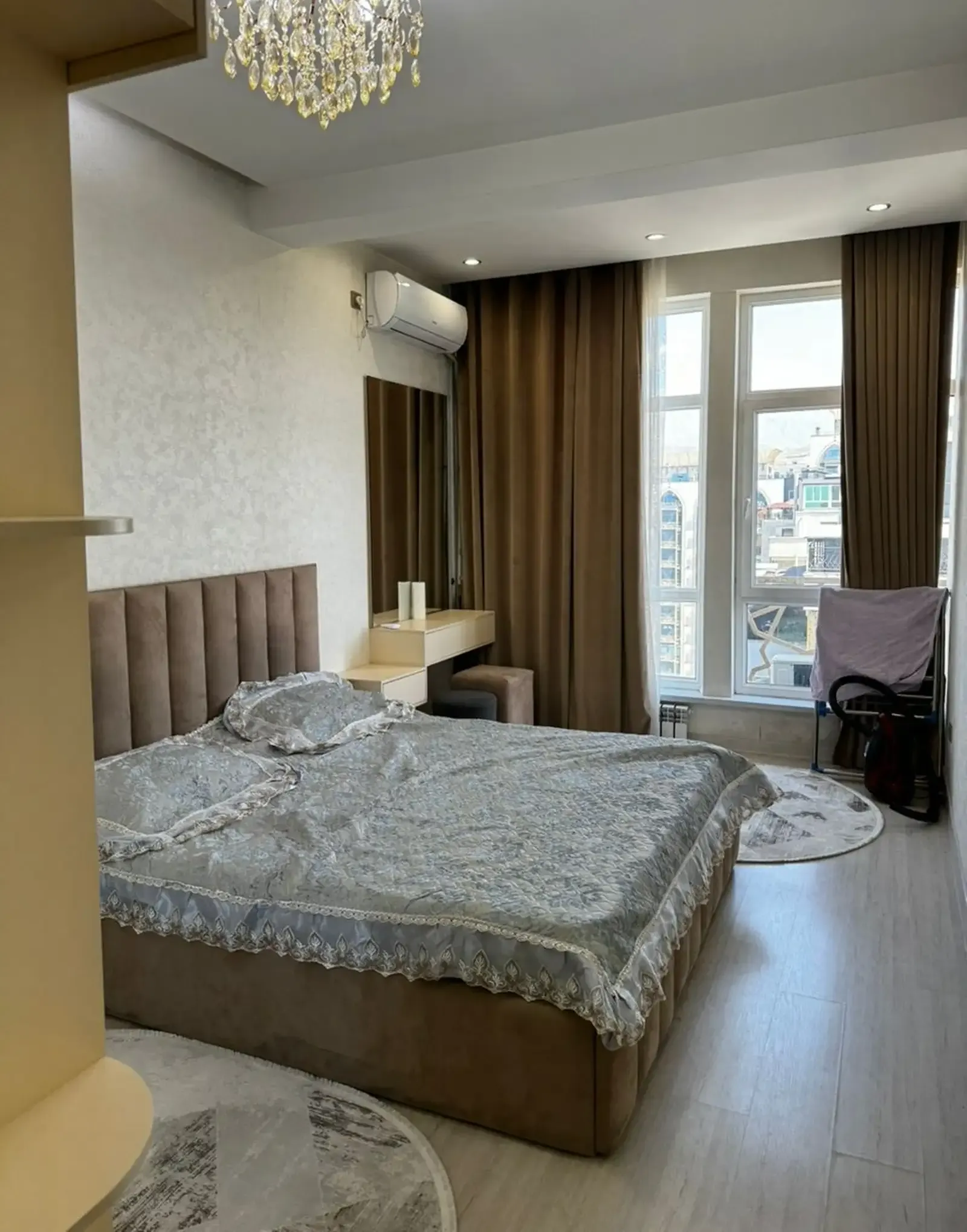 2-комн. квартира, 15 этаж, 90м², Овир