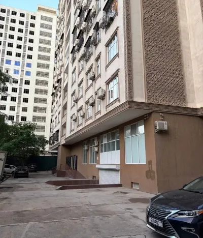 2-комн. квартира, 10 этаж, 100 м², Шохмансур