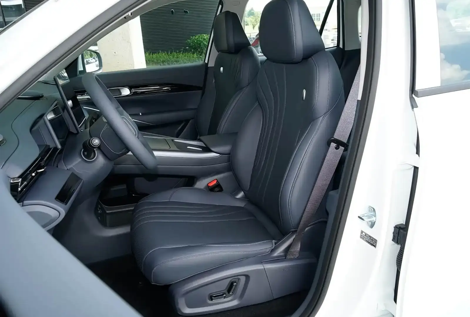 Geely Galaxy E5,