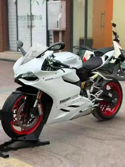 Мотоцикл Ducati