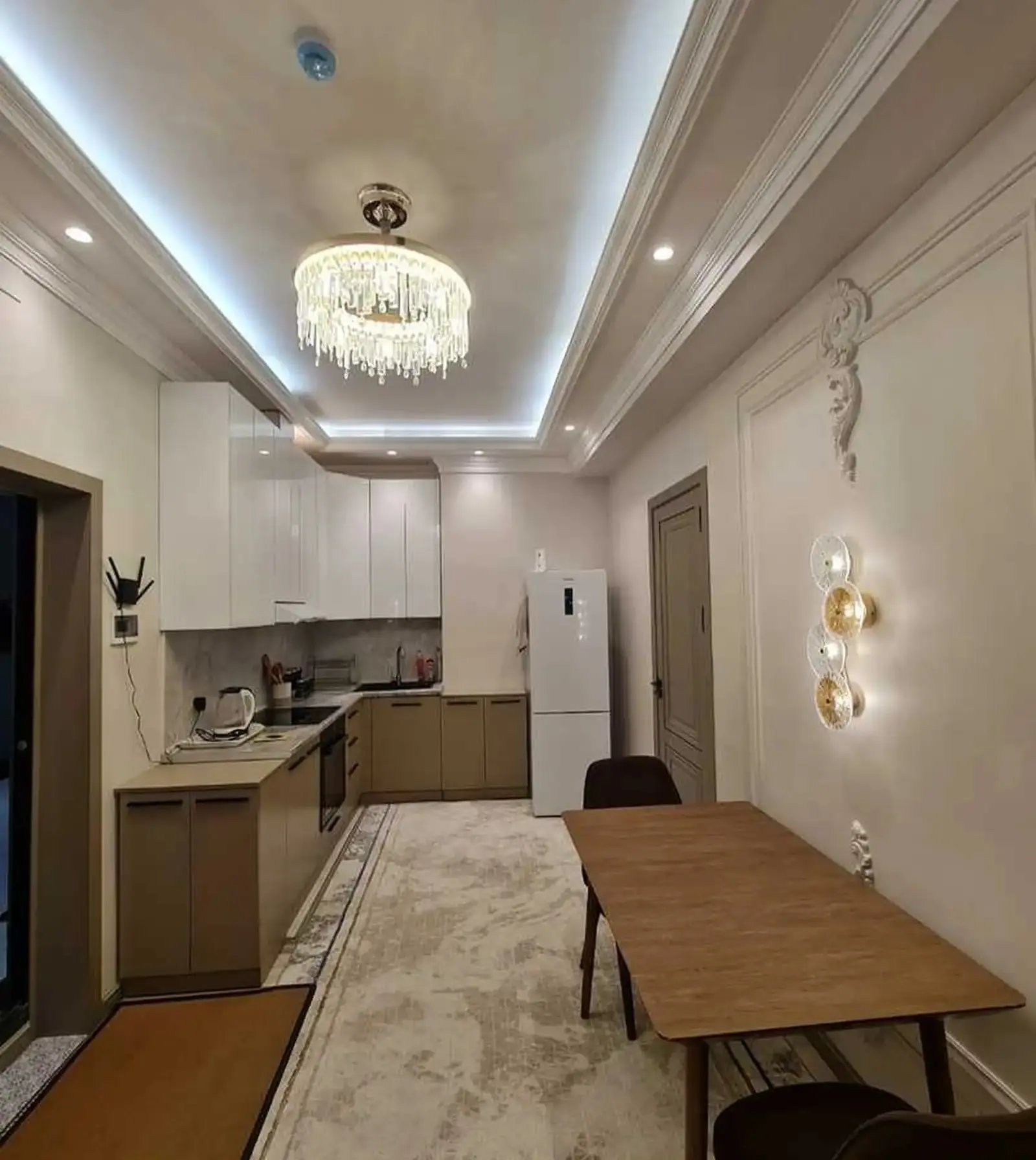 3-комн. квартира, 15 этаж, 93м², Центр