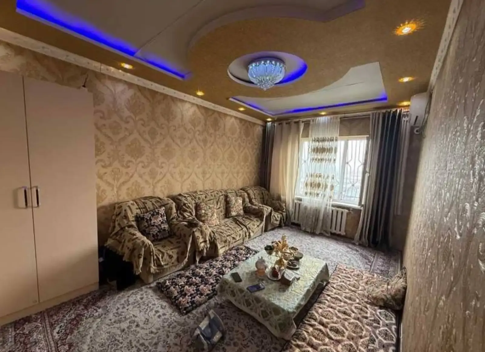 4-комн. квартира, 9 этаж, 90 м², Фирдавси