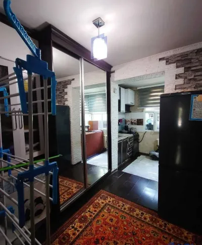 3-комн. квартира, 1 этаж, 63 м², Сино, 104мкр (Сана-1, пеши ресторани Валичон)