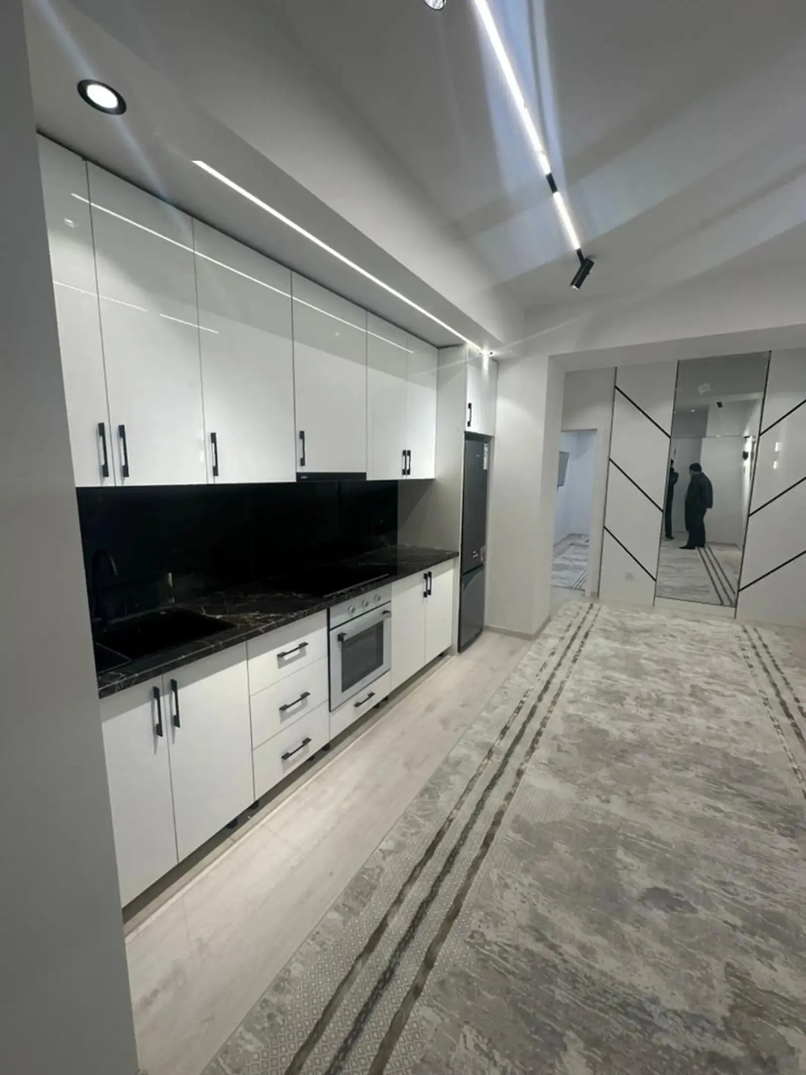 2-комн. квартира, 13 этаж, 80м², Садбарг Доми Релакс