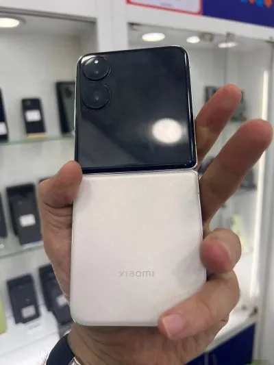 Xiaomi Mi mix flip