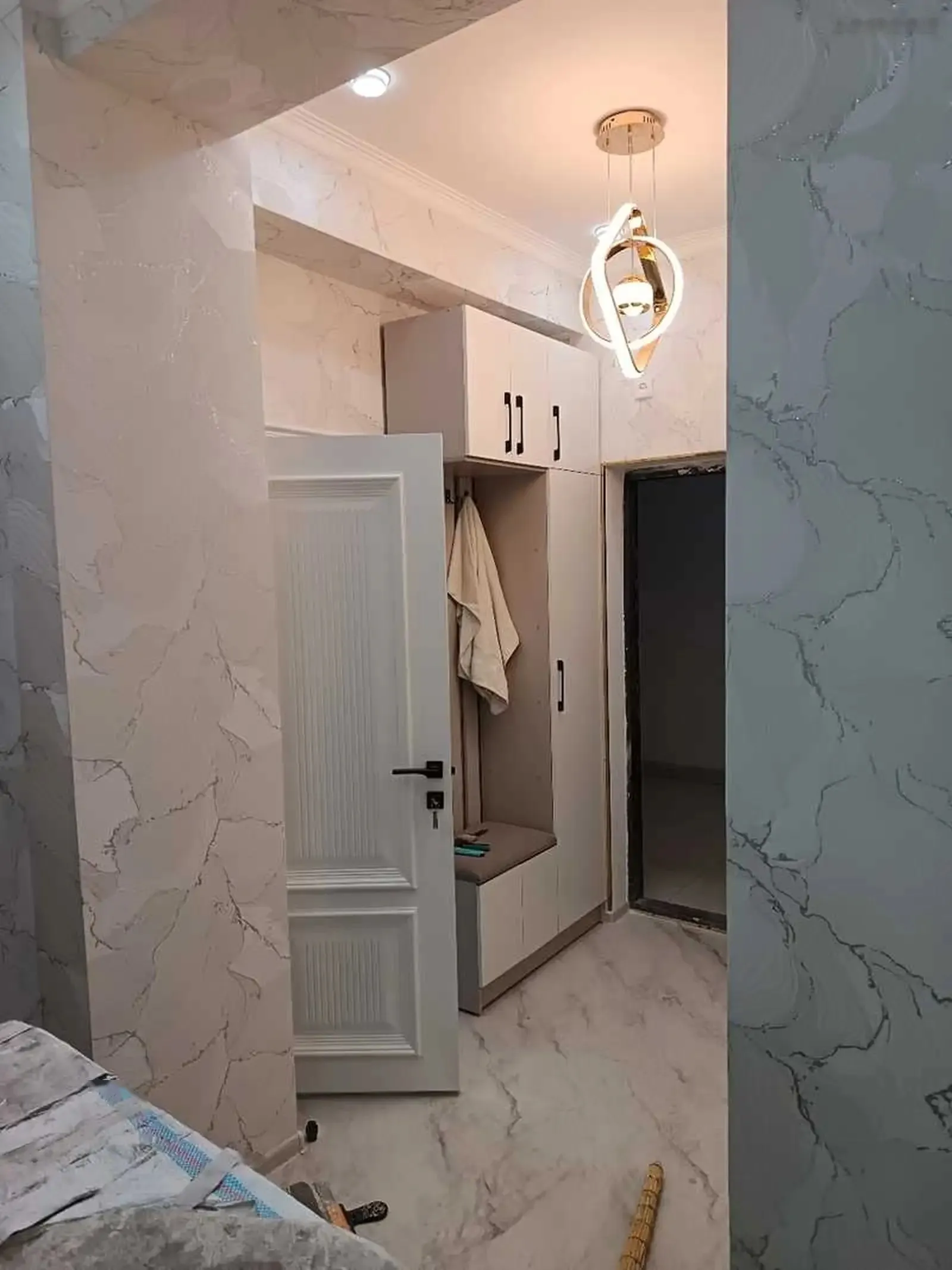 2-комн. квартира, 4 этаж, 68м², 82мкр