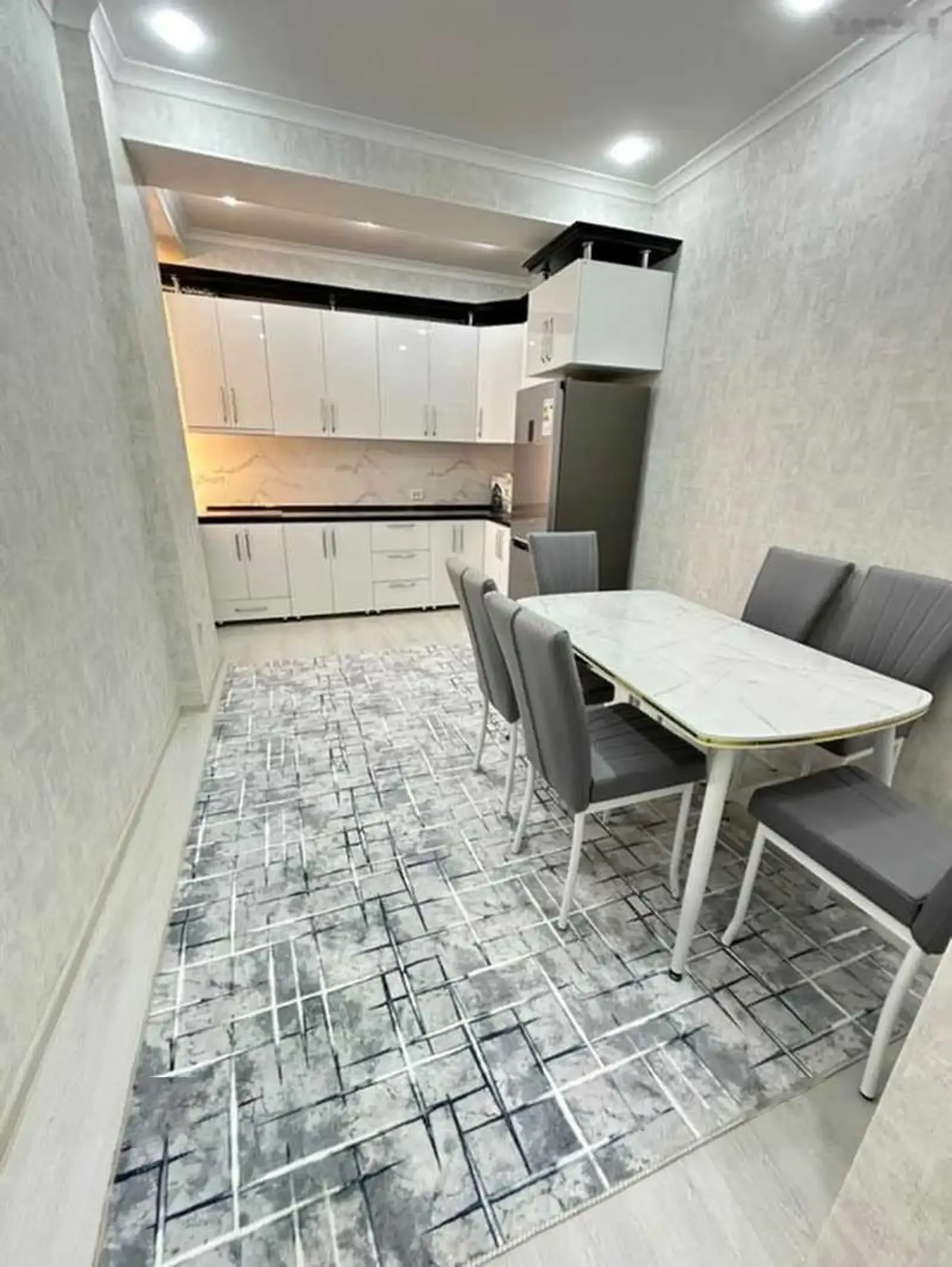 3-комн. квартира, 14 этаж, 106м², 82 мкр, пушти Лесная сказка