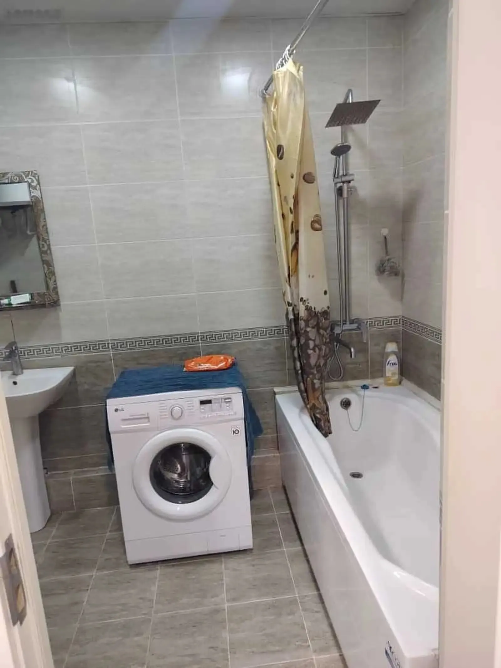 2-комн. квартира, 13 этаж, 75м², дом печати