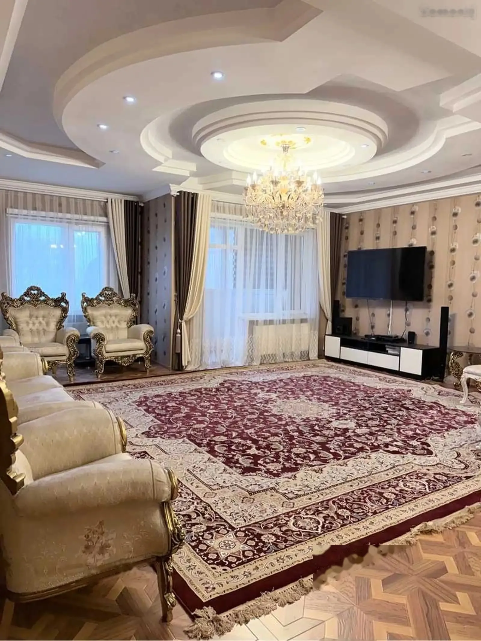 3-комн. квартира, 5 этаж, 135м², 82мкр доми милано мода