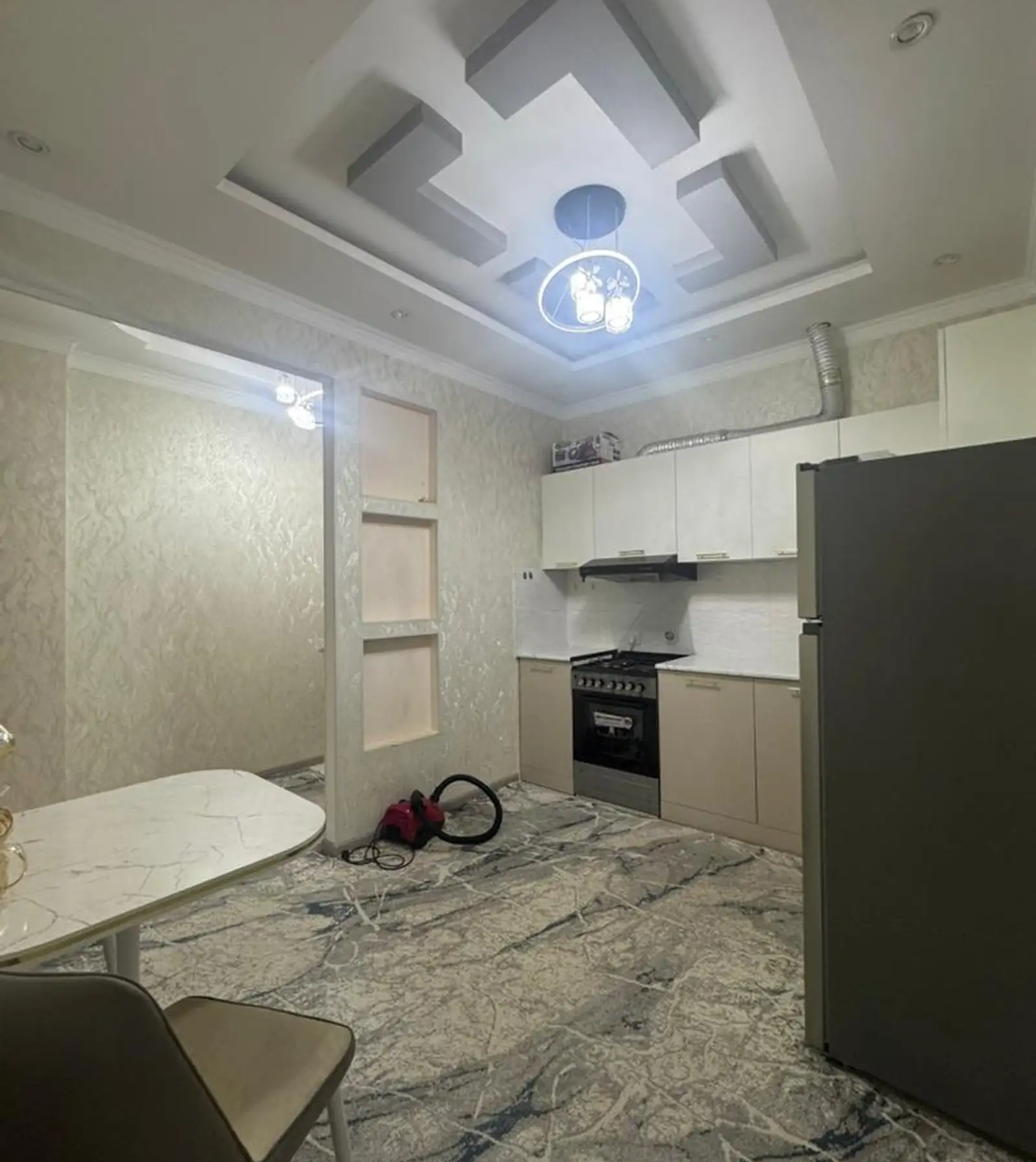 2-комн. квартира, 5 этаж, 65м², Шохмансур, бари Пайкари голубой экран, Наздикии УВД
