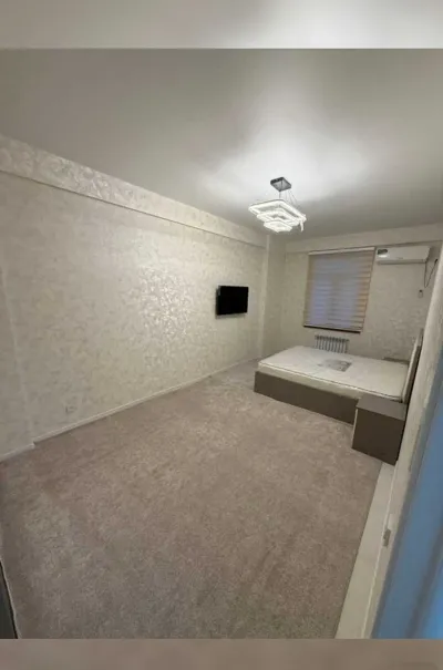 1-комн. квартира, 4 этаж, 60 м², 102 мкр