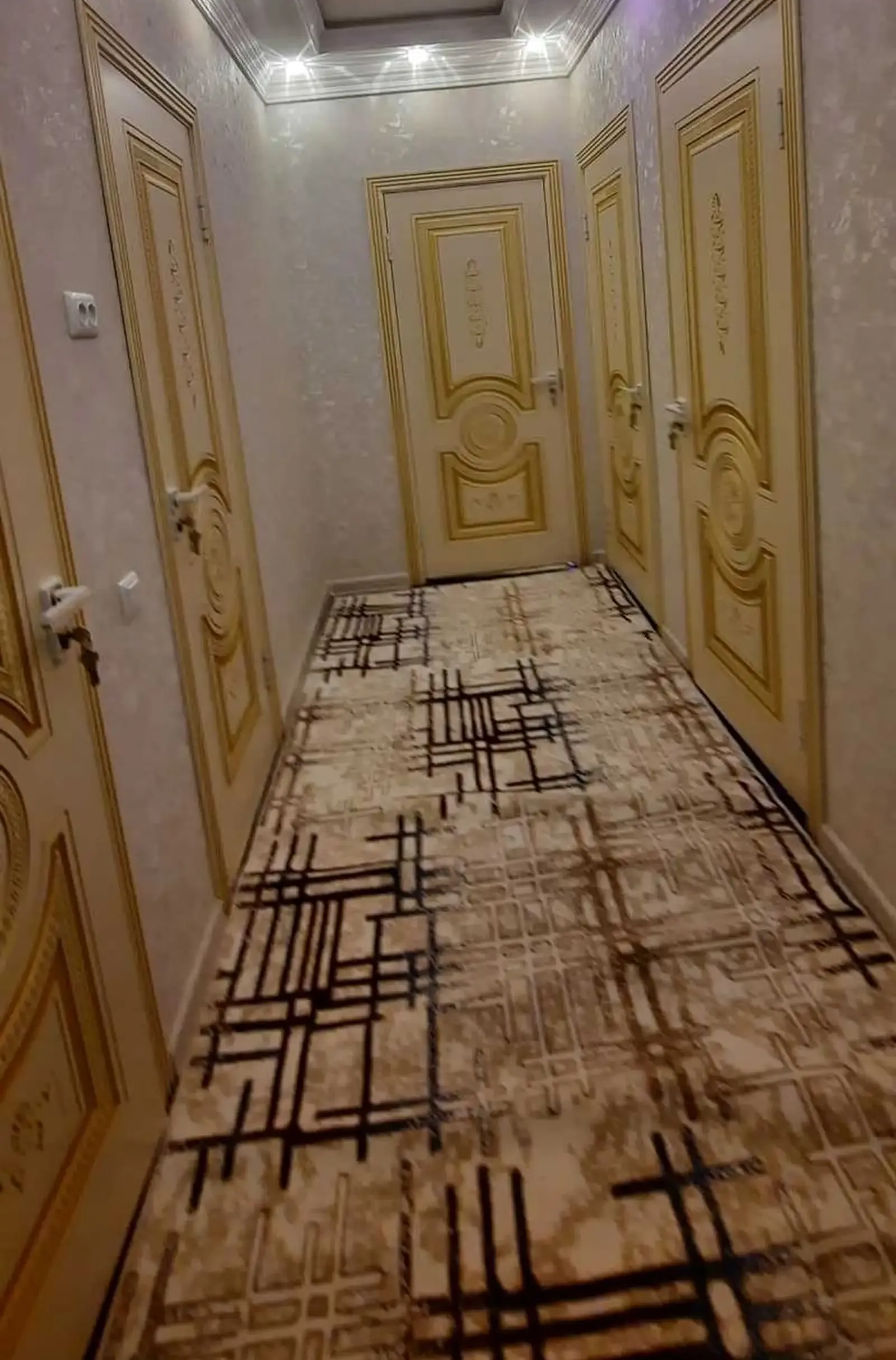 3-комн. квартира, 3 этаж, 70м², Молодежный