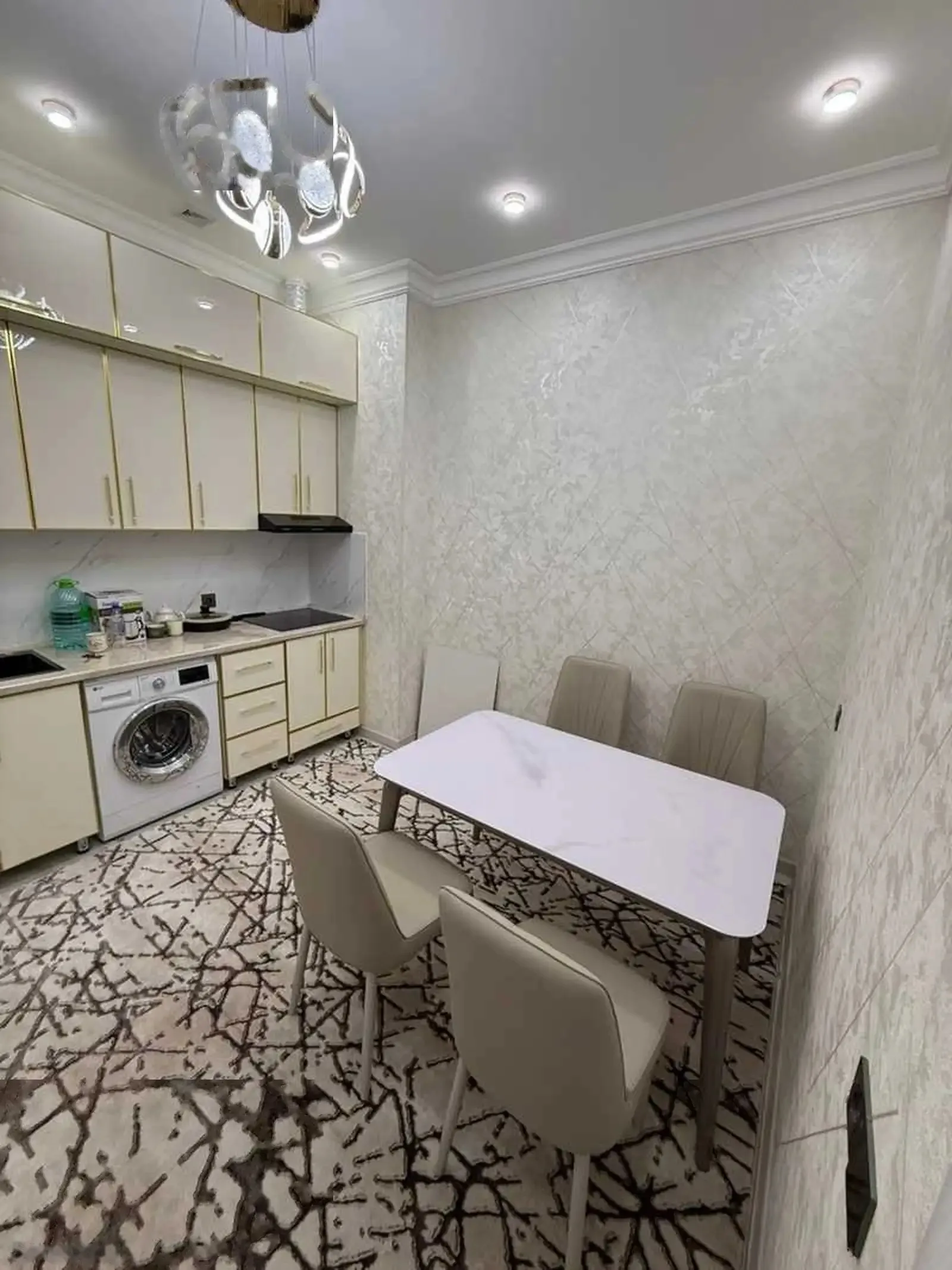 2-комн. квартира, 6 этаж, 73м², И.Сомони, городок Сафо, Пединститут