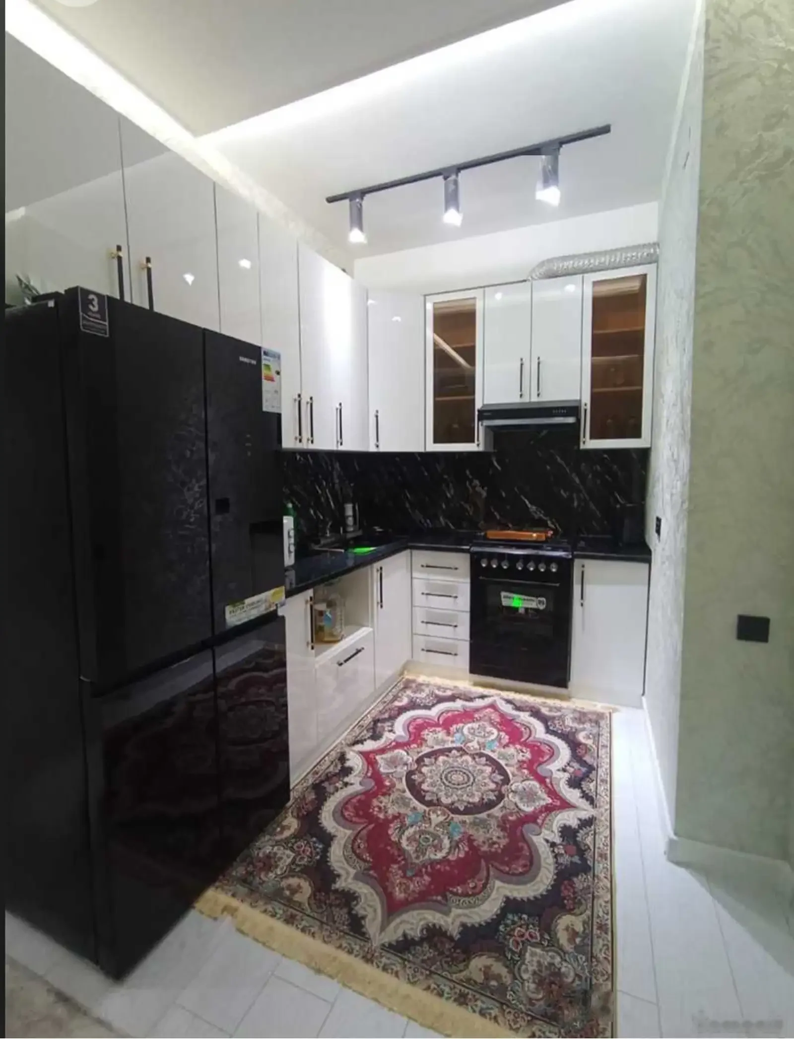 2-комн. квартира, 11 этаж, 83м², Молодёжный театр
