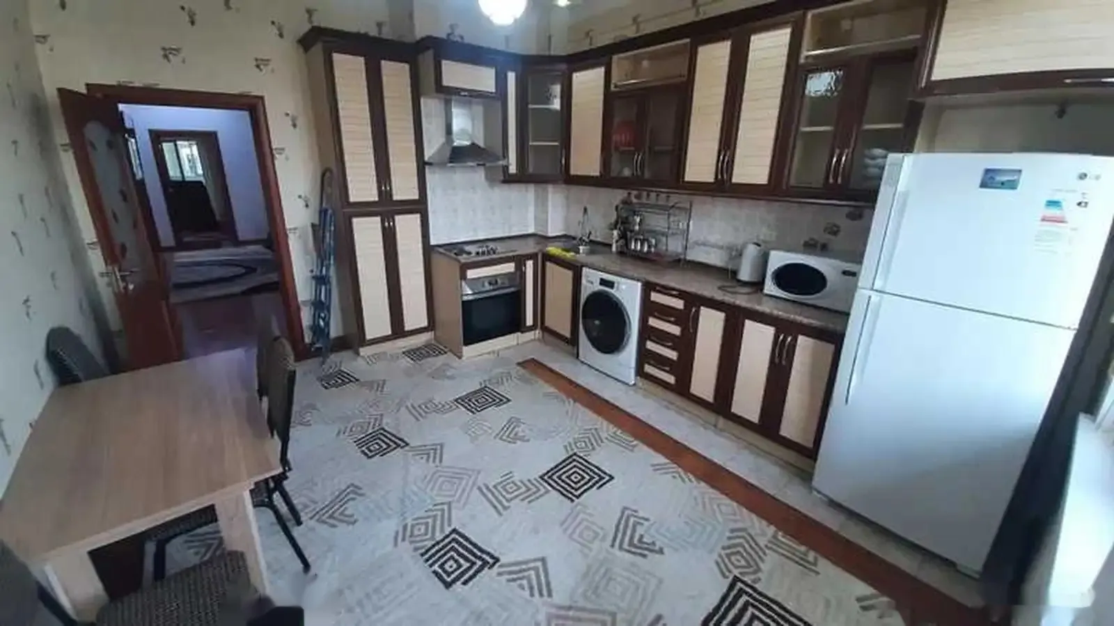 3-комн. квартира, 9 этаж, 150м², И.Сомони вазорати мудофия