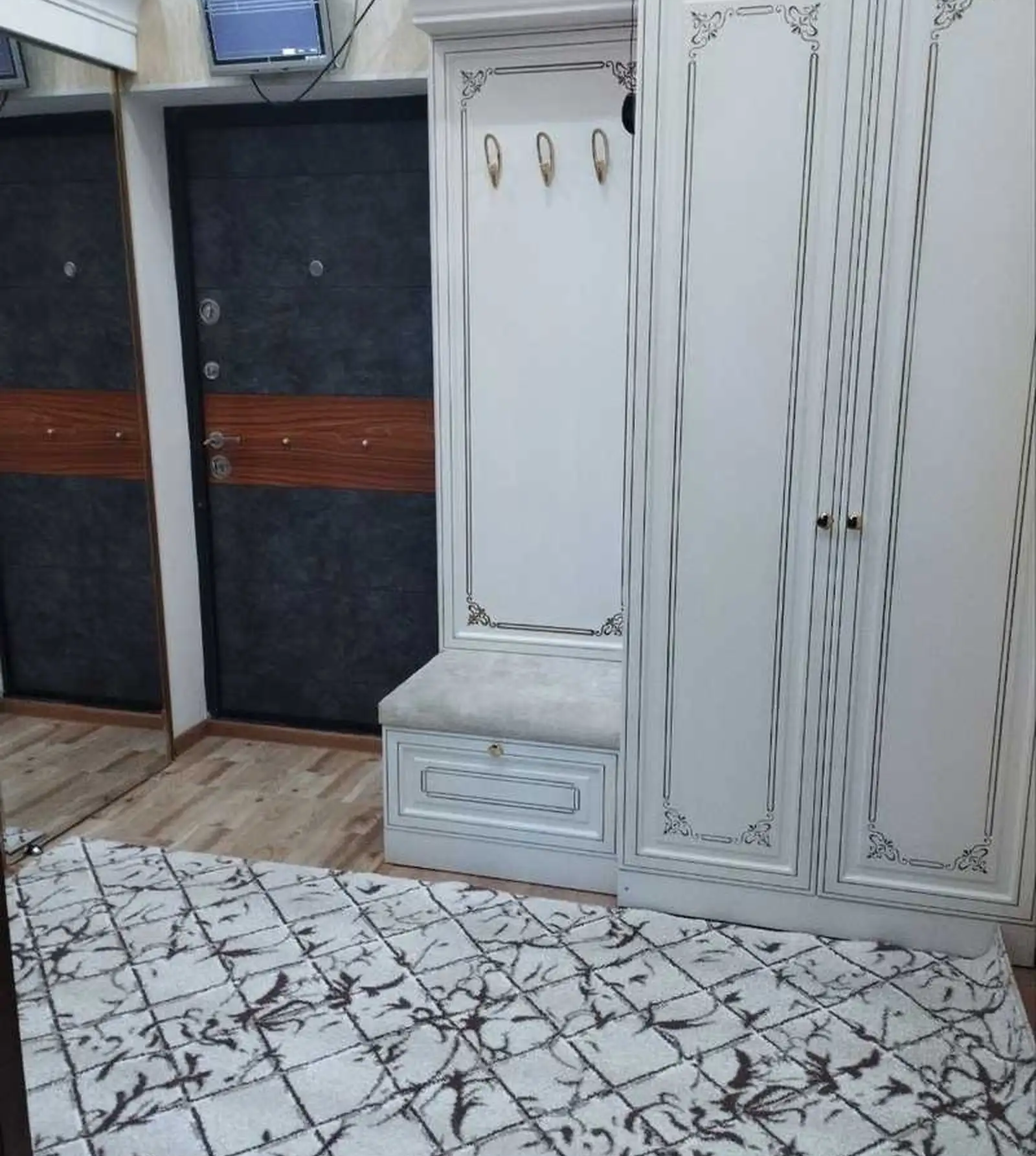 2-комн. квартира, 16 этаж, 60м², Шохмансур Ру баруи Садбарг дом книжный мир Гелос