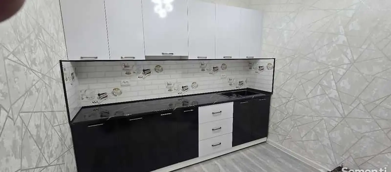 2-комн. квартира, 5 этаж, 80м², Ҷал Ҷам