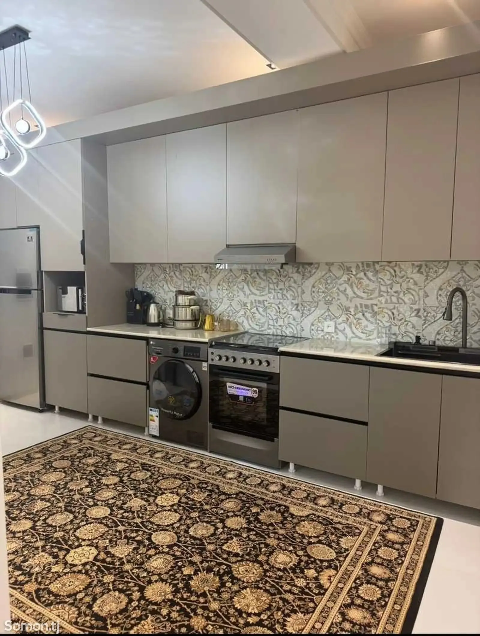 2-комн. квартира, 4 этаж, 60м², Боги ботаники