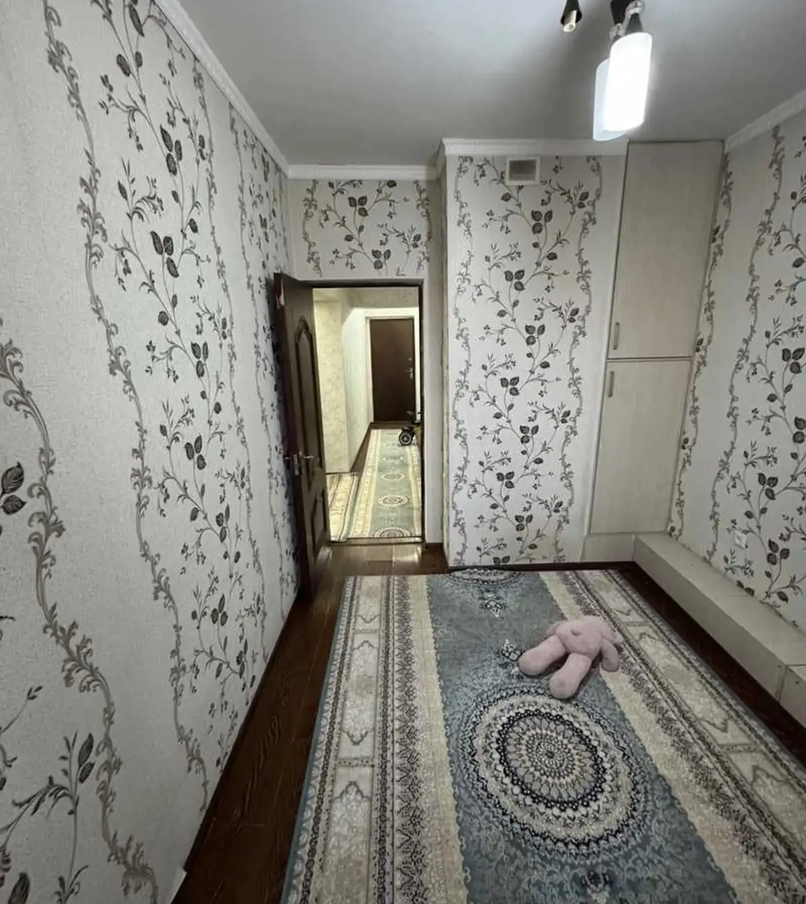 3-комн. квартира, 12 этаж, 74м², гипрозем