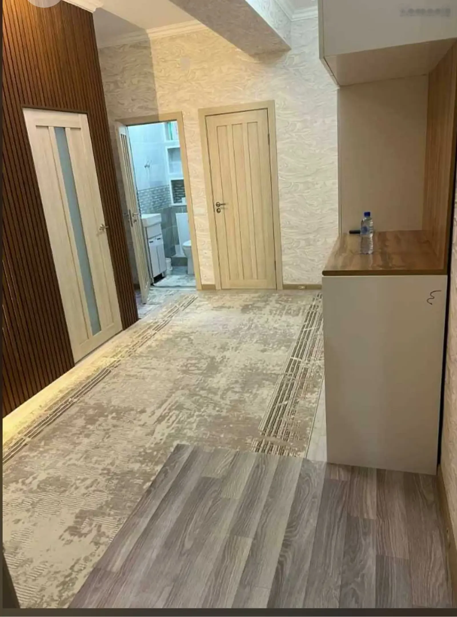 2-комн. квартира, 13 этаж, 81м², Голубой экран
