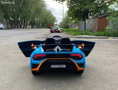 Детский электромобиль