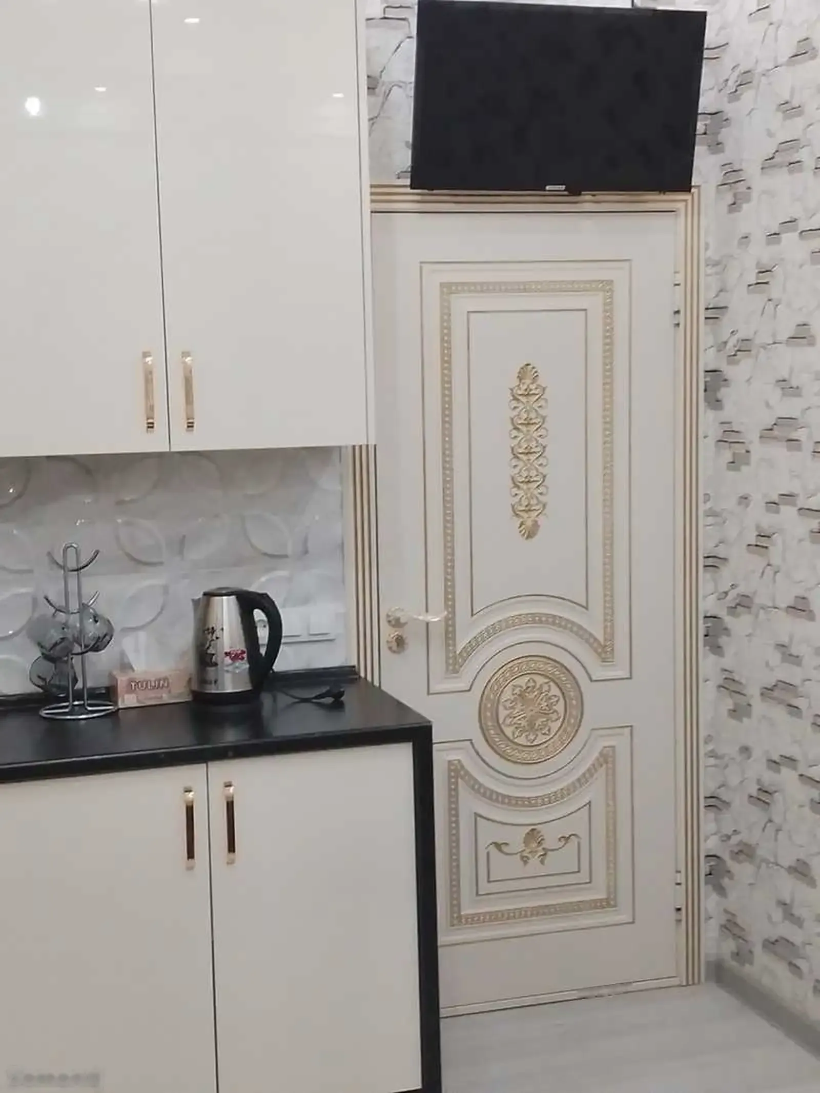 2-комн. квартира, 4 этаж, 85м², Овир