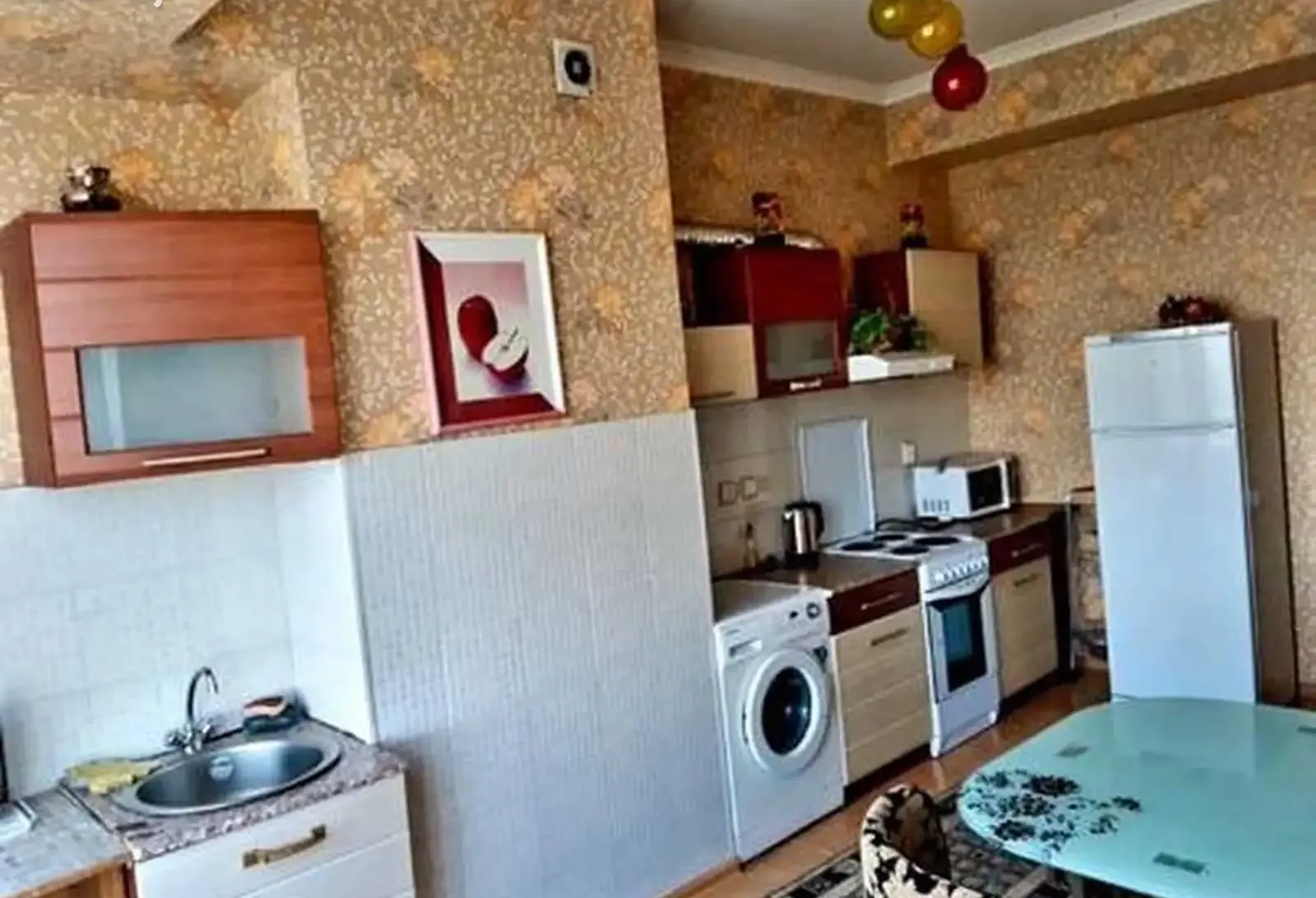 3-комн. квартира, 9 этаж, 112м², 82мкр, кӯчаи Шамсӣ, Маркази савдои Саодат
