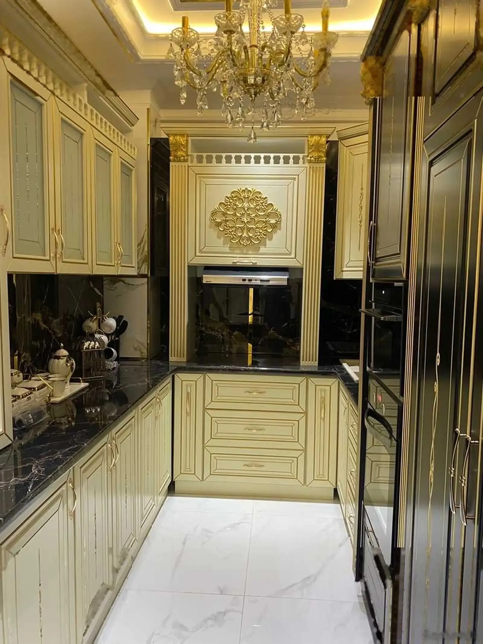 3-комн. квартира, 2 этаж, 97м², Доми Сафо
