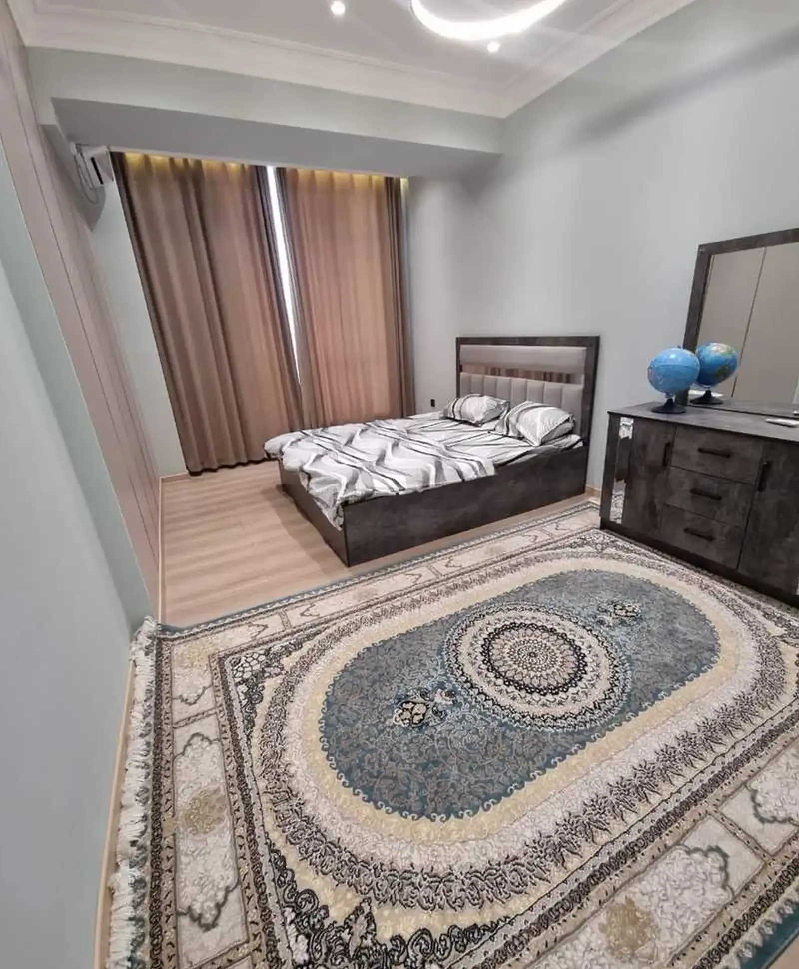 3-комн. квартира, 15 этаж, 122м², Хилтон