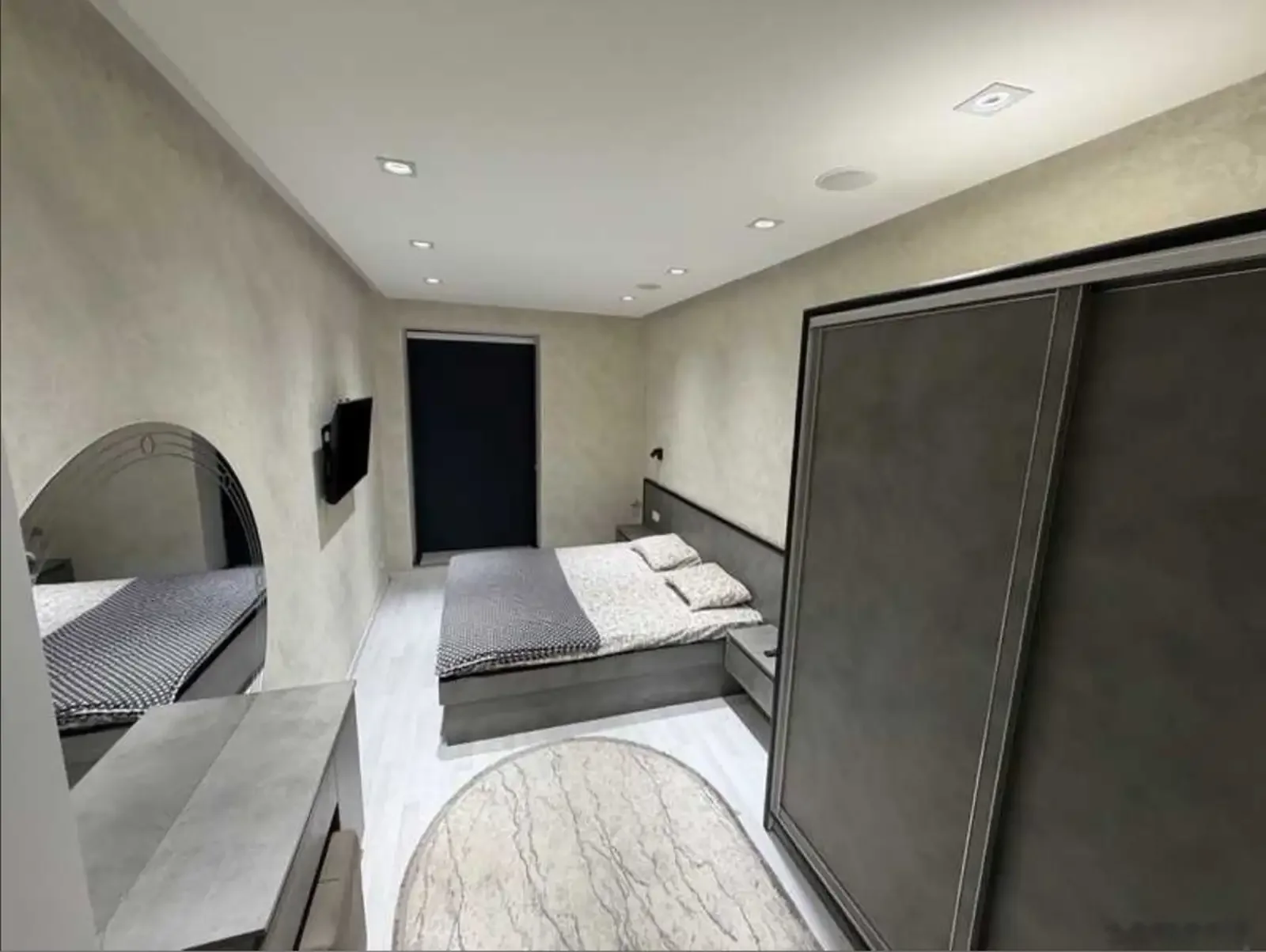 2-комн. квартира, 13 этаж, 75м², Аэропорт