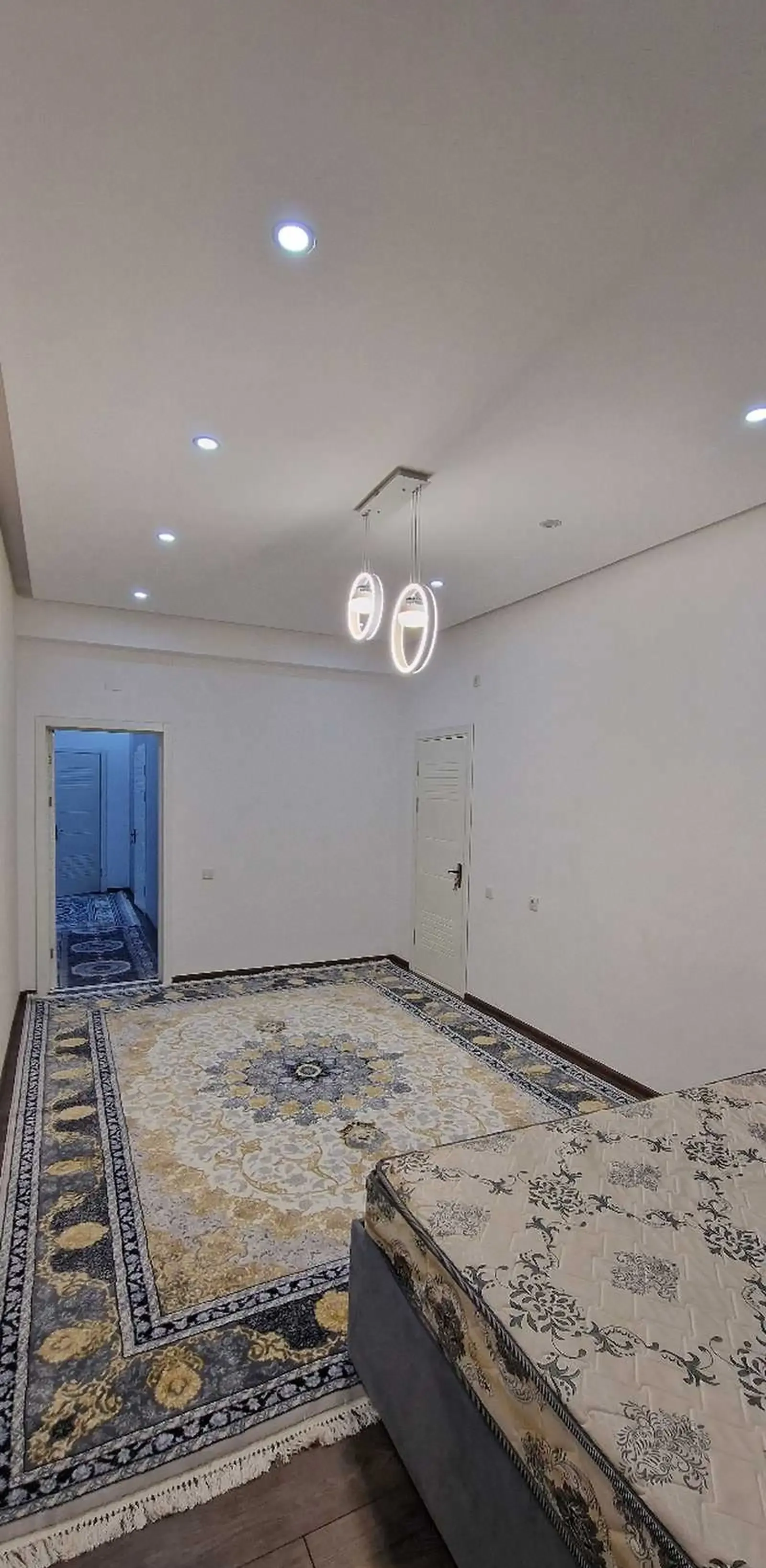 3-комн. квартира, 12 этаж, 122м², 102 мкр