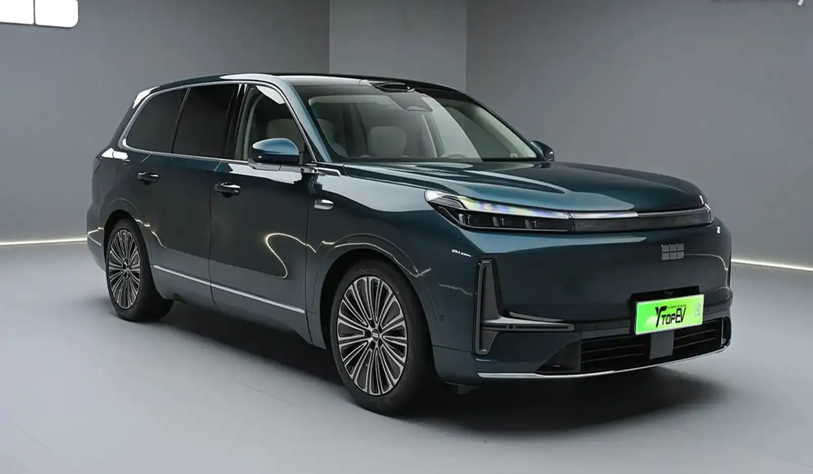 Geely Galaxy М9,