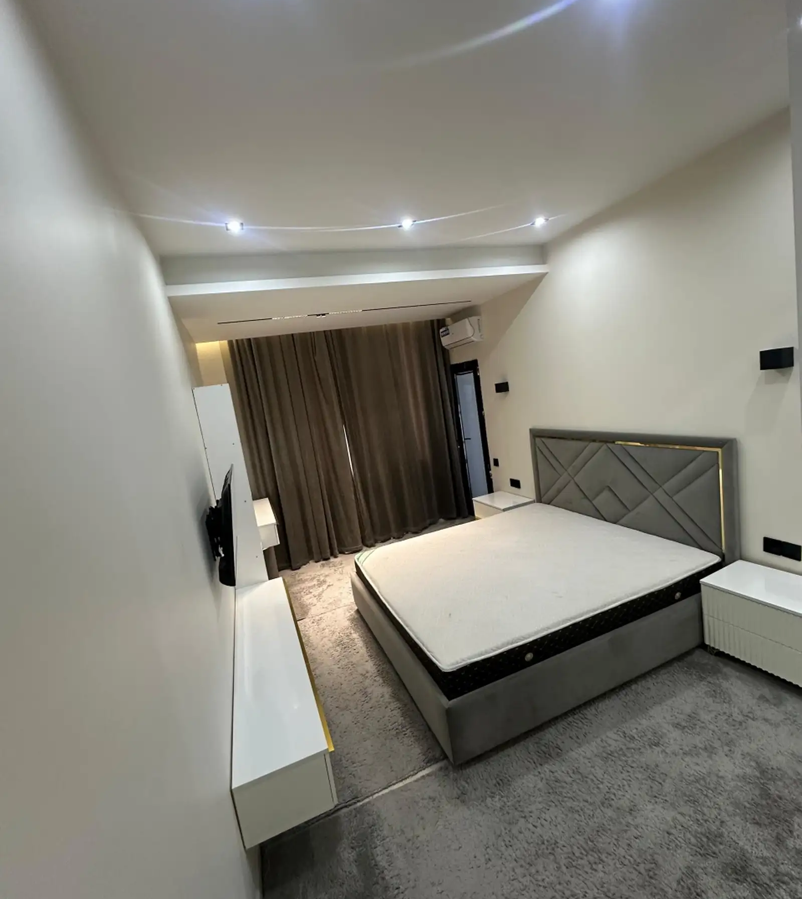 2-комн. квартира, 2 этаж, 75м², Ашан на против Мойки Малика