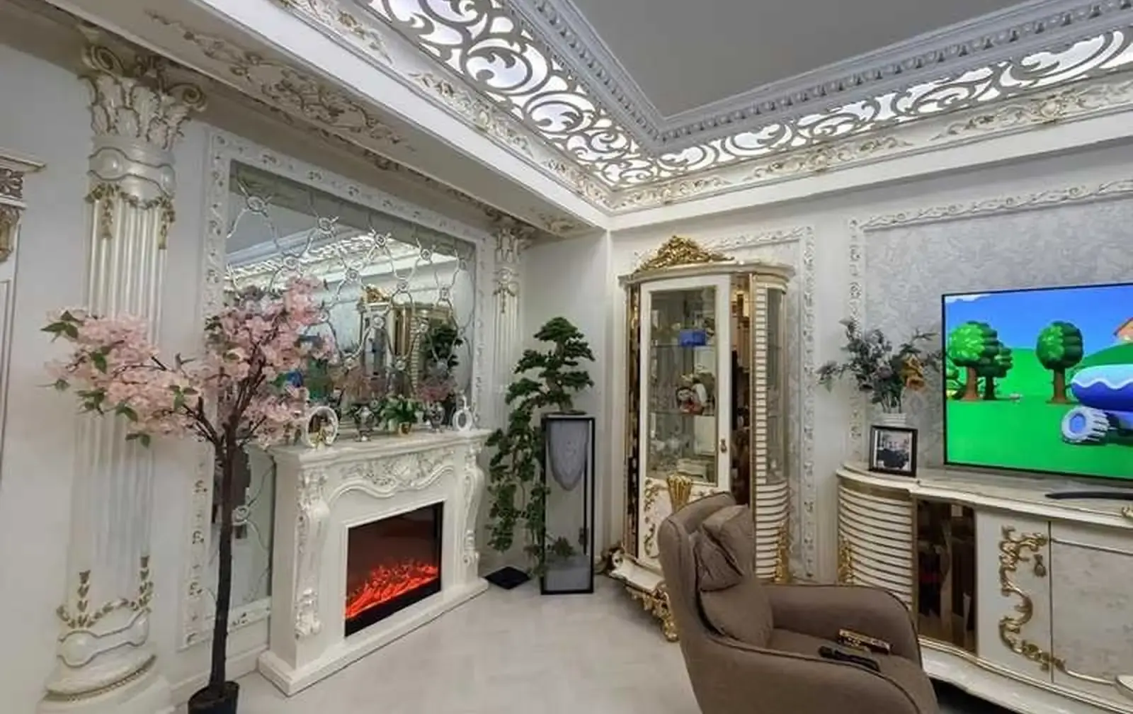 6-комн. квартира, 4 этаж, 256 м², сафо