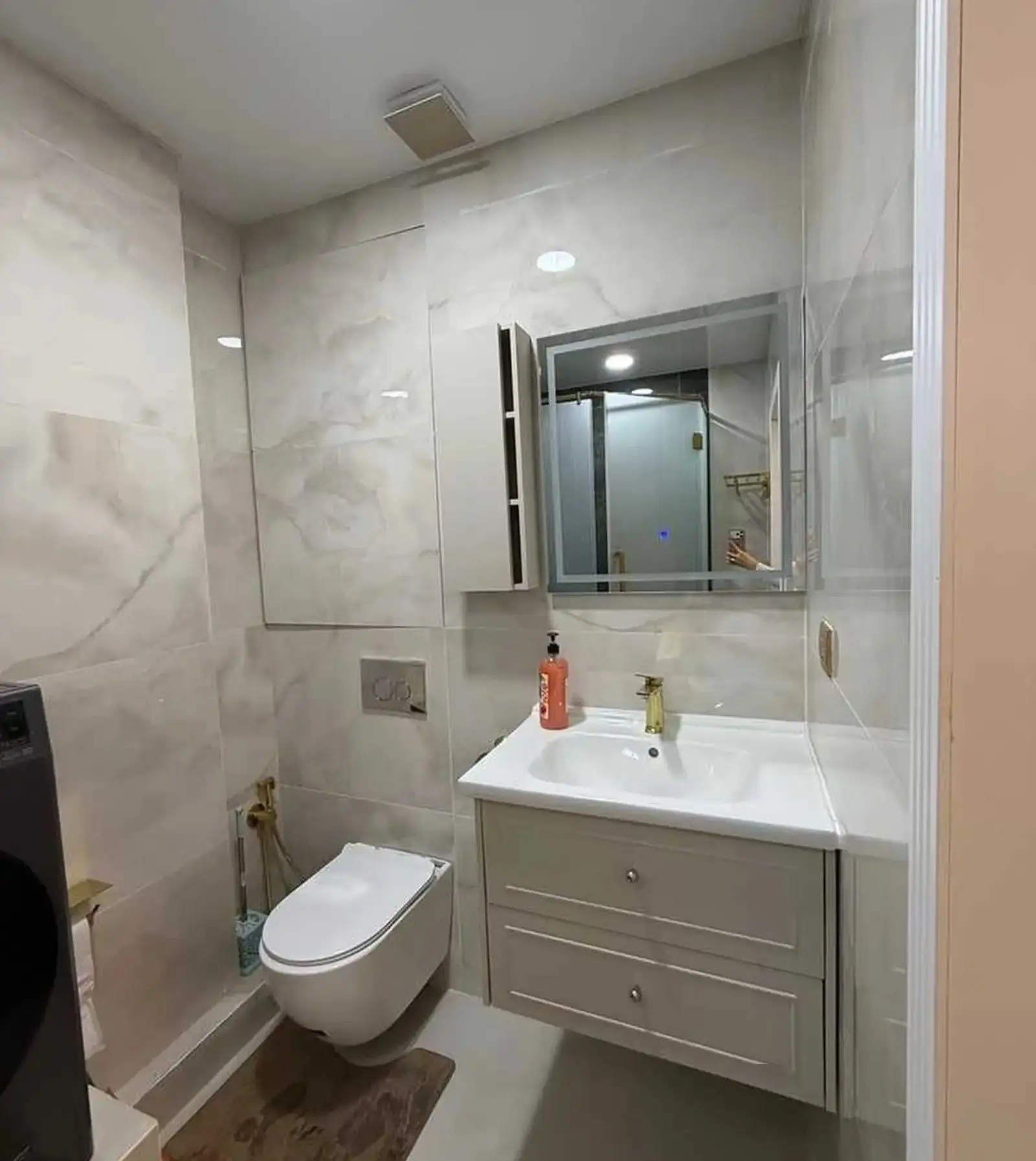 2-комн. квартира, 9 этаж, 75м², Сино