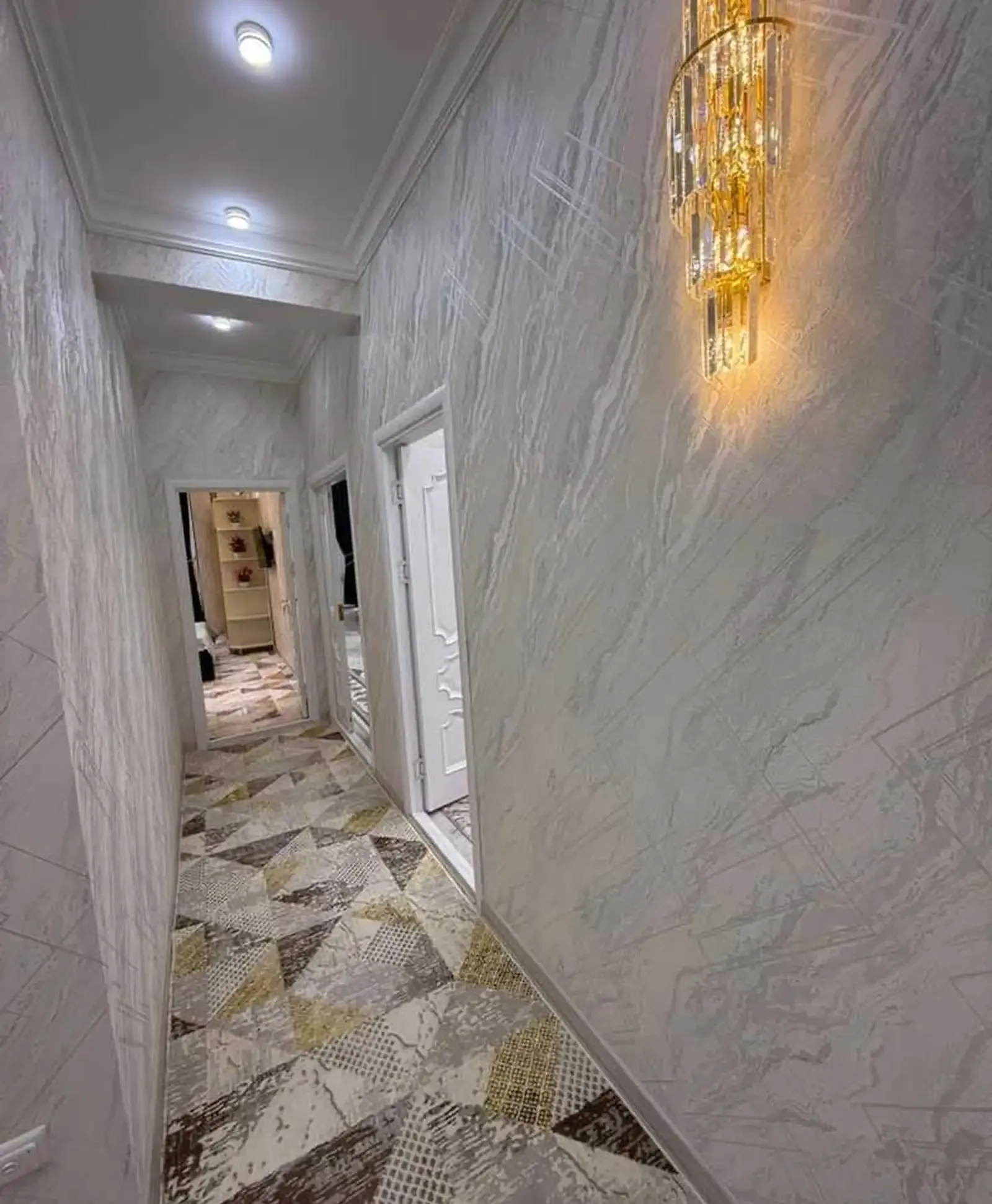 2-комн. квартира, 3 этаж, 75м², Пединистут