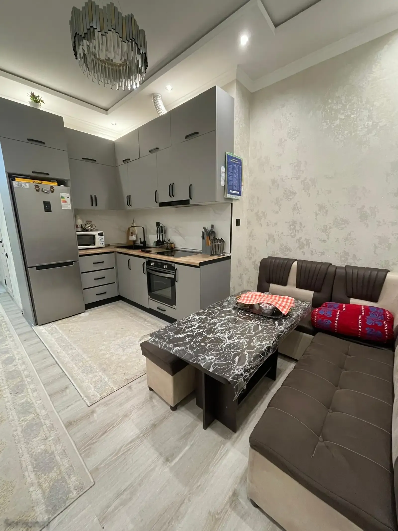 3-комн. квартира, 16 этаж, 65 м², Овир, напротив Султанбея над кондитерской София