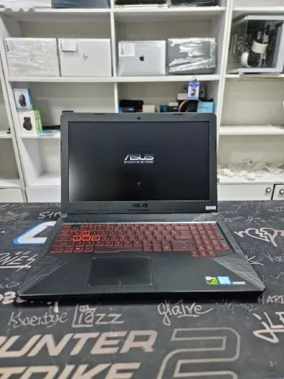 Ноутбук Asus i7 8TH GTX1060 6GB 512GB SSD 256GB RAM 16GB DDR
