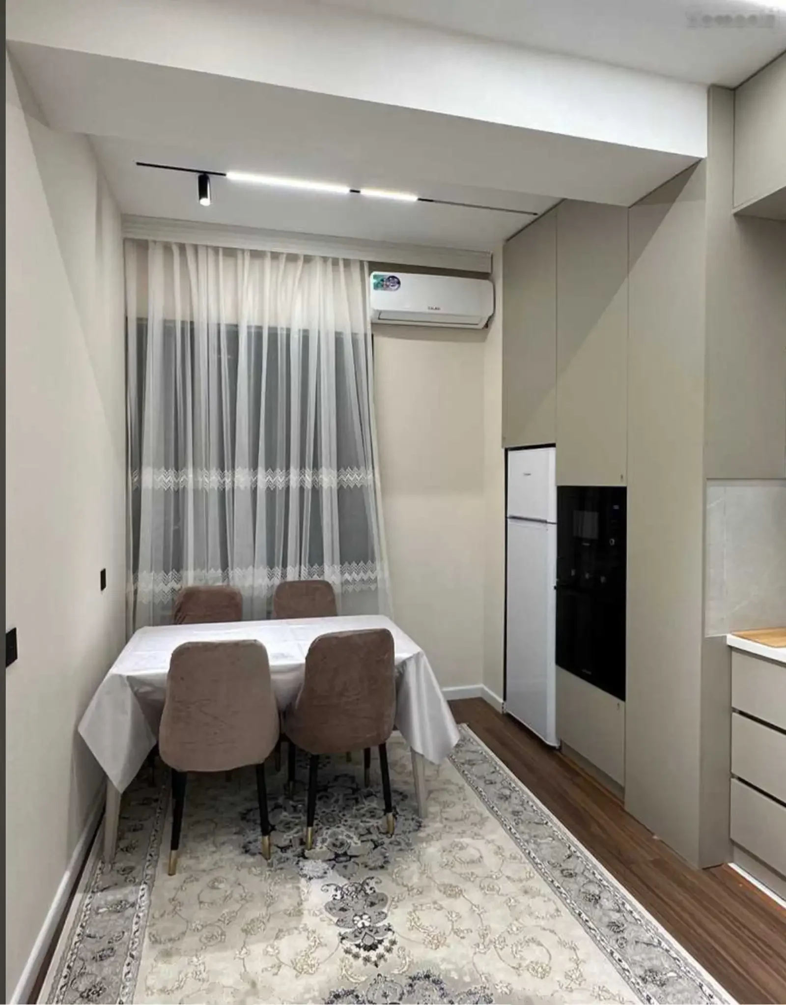 2-комн. квартира, 12 этаж, 62м², Славянский университет