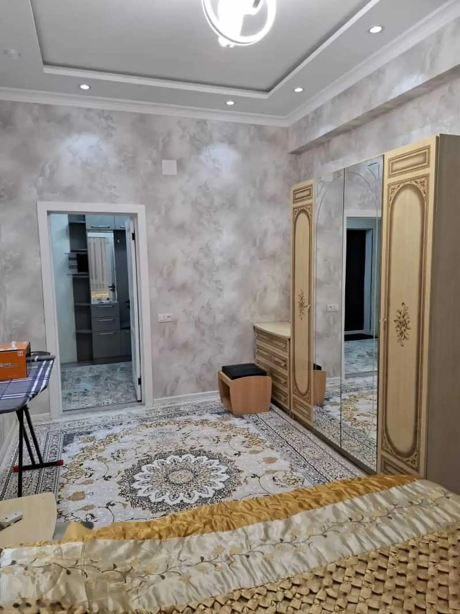 1-комн. квартира, 4 этаж, 60 м², оперка