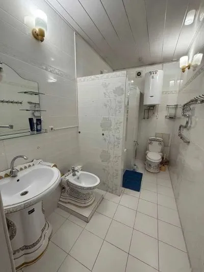 2-комн. квартира, 7 этаж, 120м², и сомони доми швили