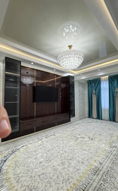 3-комн. квартира, 9 этаж, 83 м², Шохмансур Чордома