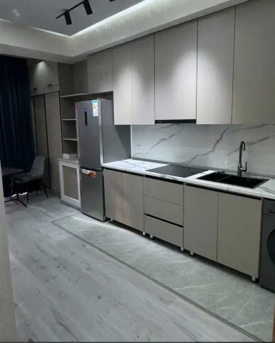 2-комн. квартира, 5 этаж, 50м², Овир, Гранд отель