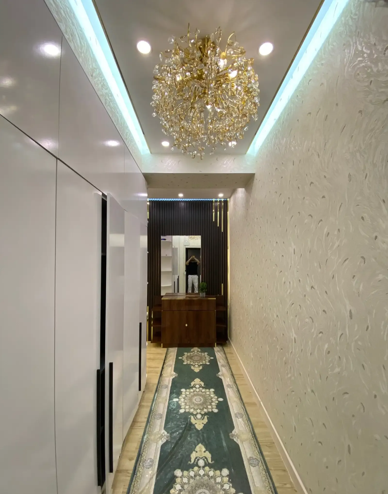 2-комн. квартира, 3 этаж, 77 м², Фирдавси Молодёжный