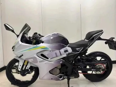 Мотоцикл QJMото SR250 на заказ