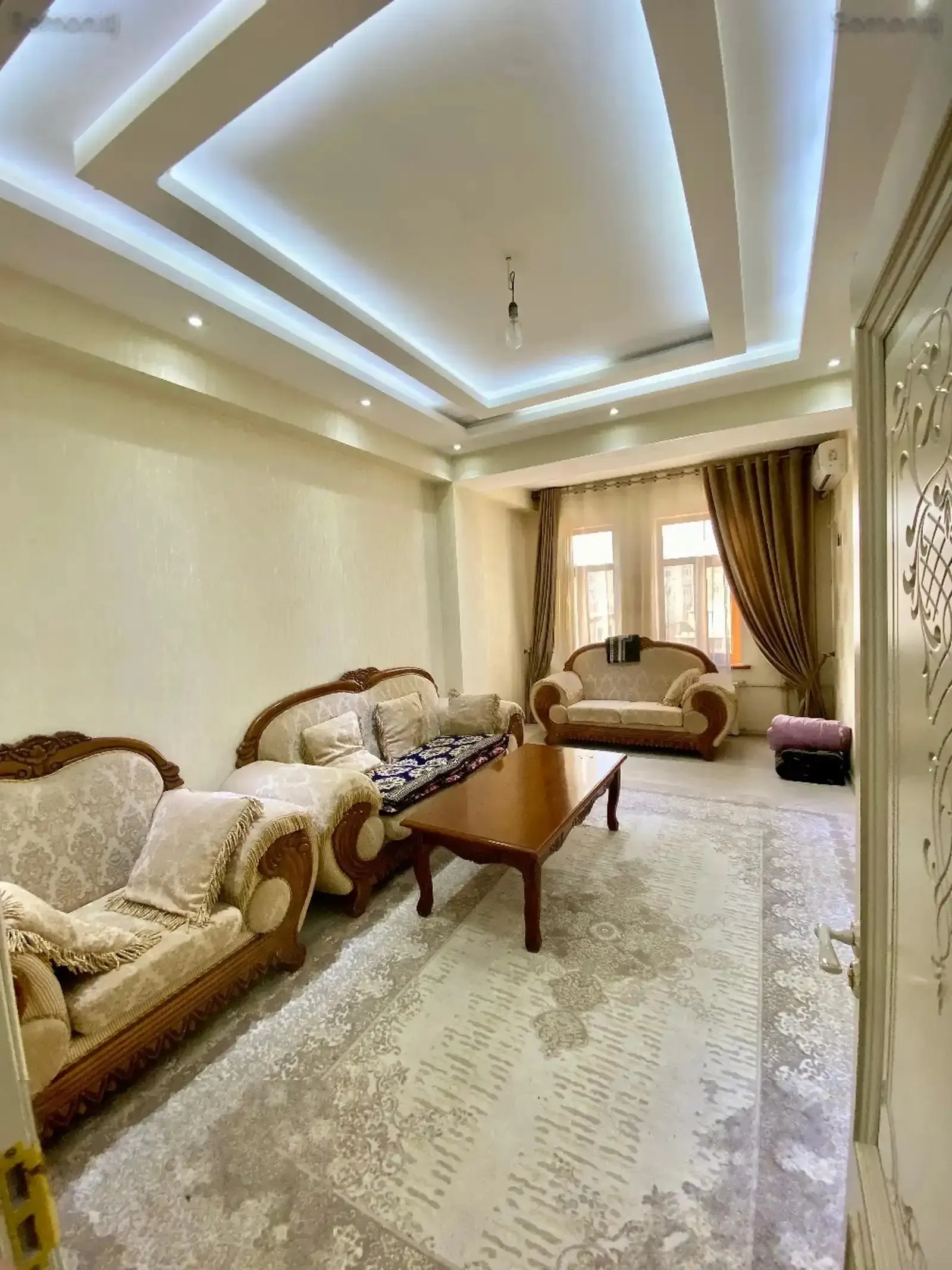 2-комн. квартира, 2 этаж, 62м², Исмоили Сомони