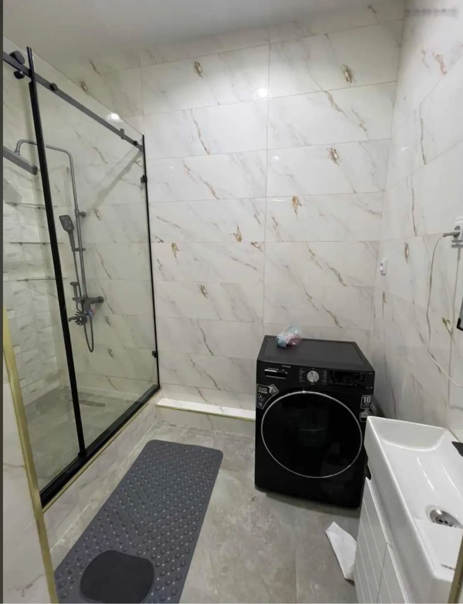 3-комн. квартира, 15 этаж, 80м², 82 мкр