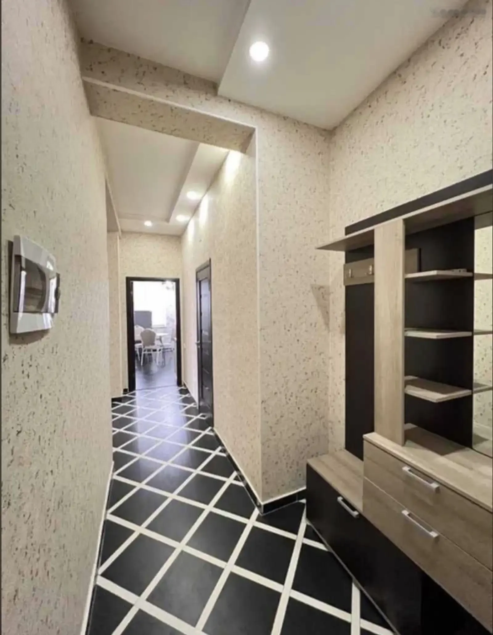 2-комн. квартира, 13 этаж, 63м², Ашан