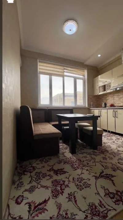 2-комн. квартира, 13 этаж, 65м², Гранд Отель