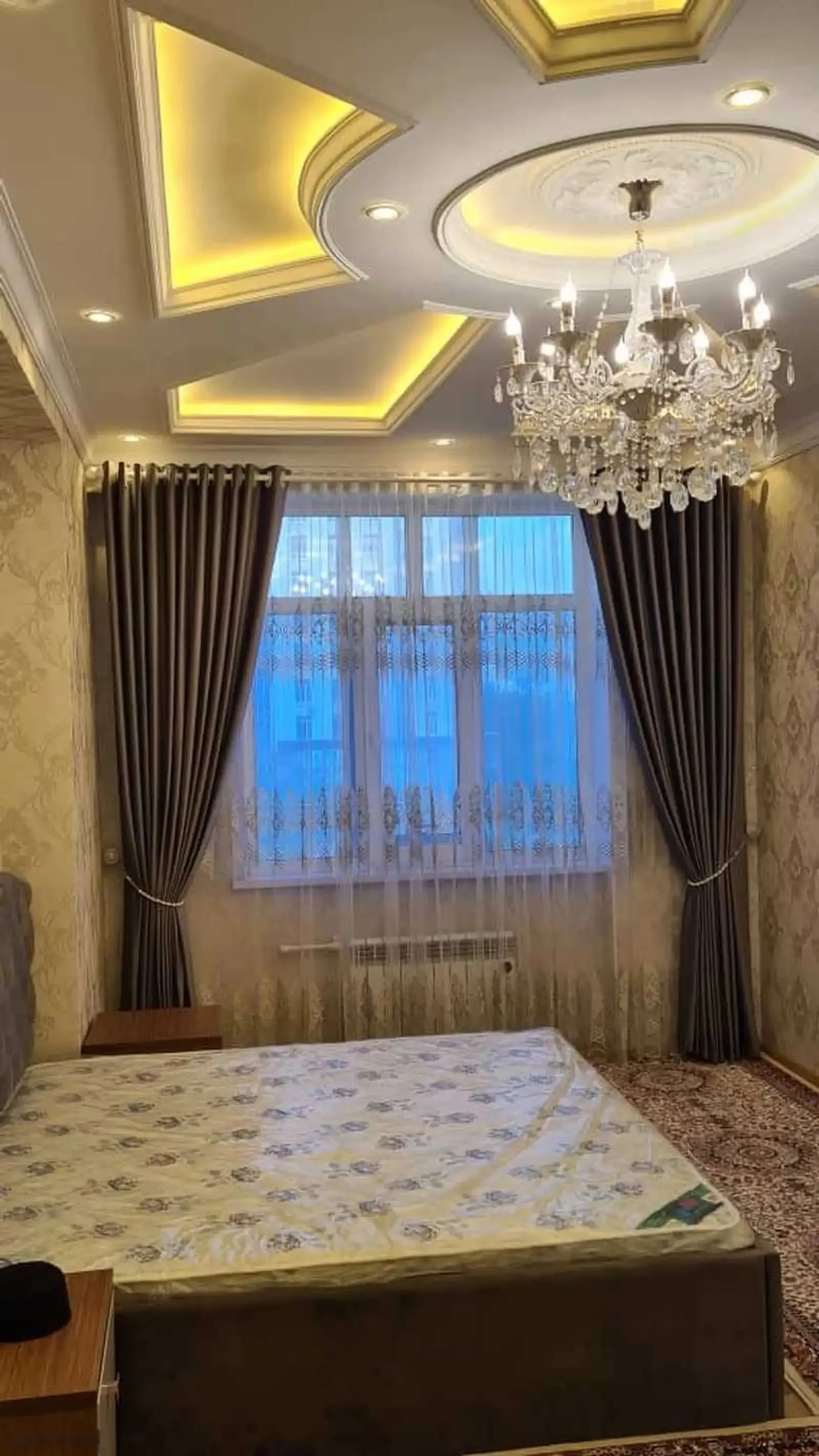 2-комн. квартира, 5 этаж, 85м², Молодежный Театр